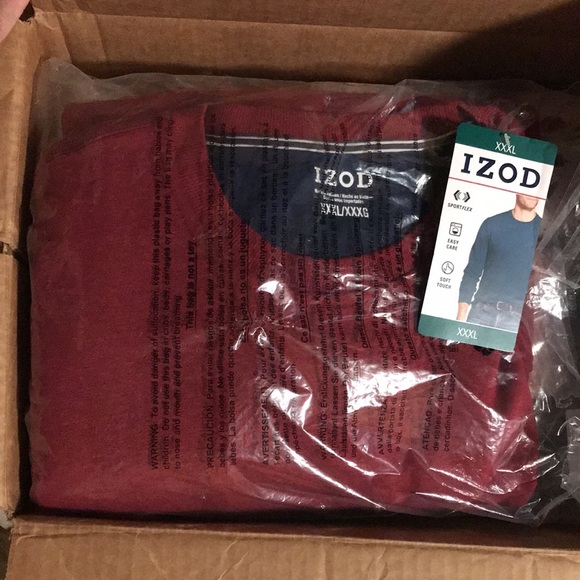 IZOD SWEATER - Picture 2 of 3